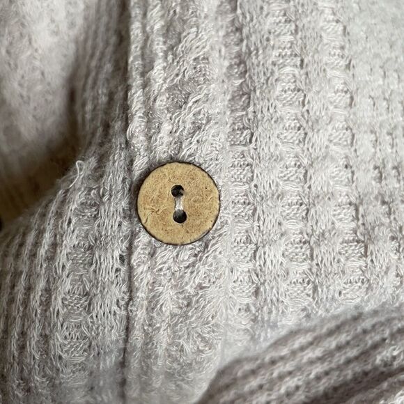 Paper Crane Pale Pink/Cream Waffle Knit Button Down Tie Up Top (Medium) - Picture 10 of 10